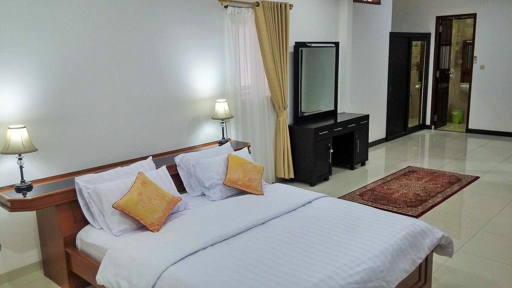 Villa Rumah Ibu Dago Bandung Bagian luar foto