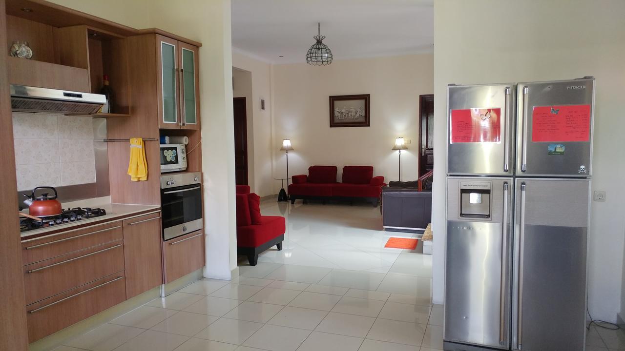Villa Rumah Ibu Dago Bandung Bagian luar foto