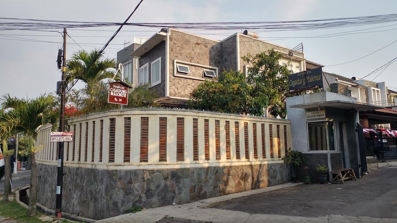 Villa Rumah Ibu Dago Bandung Bagian luar foto