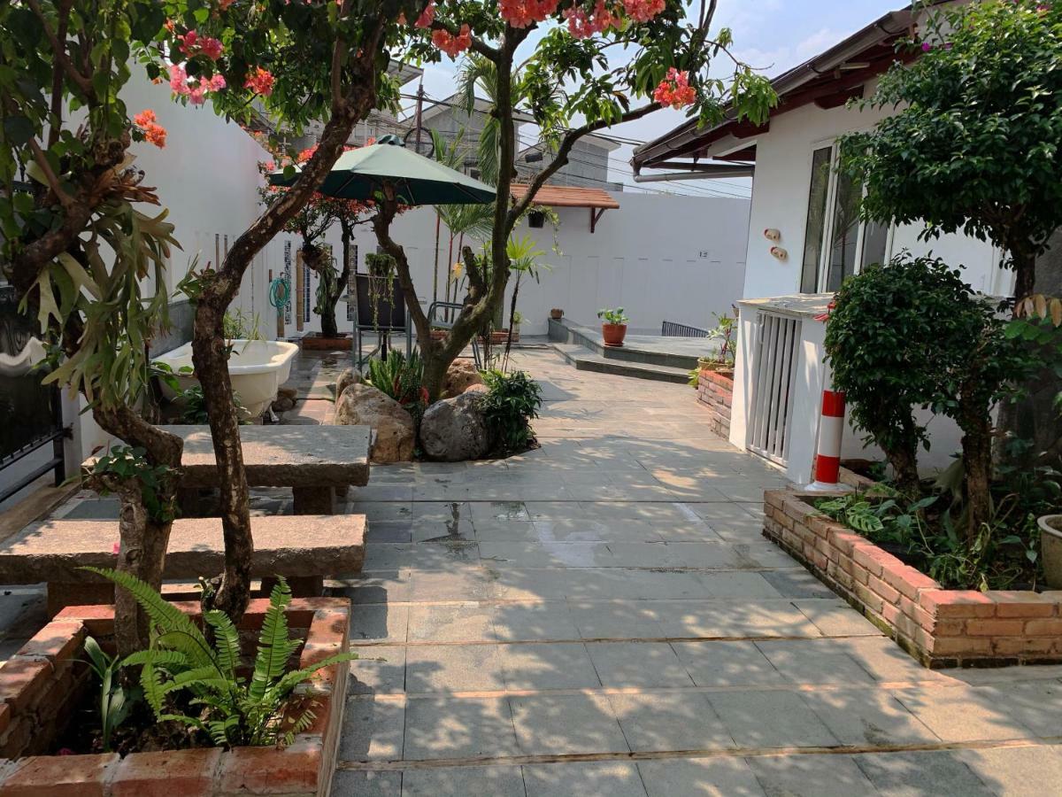 Villa Rumah Ibu Dago Bandung Bagian luar foto